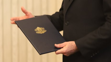 Президентът връчва първия мандат на 1 юли