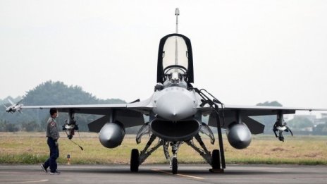 Военни експерти: Трябва да усилим отбраната на България