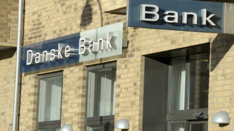 Мениджър от Danske Bank се оттегли на фона на скандал за пране на пари