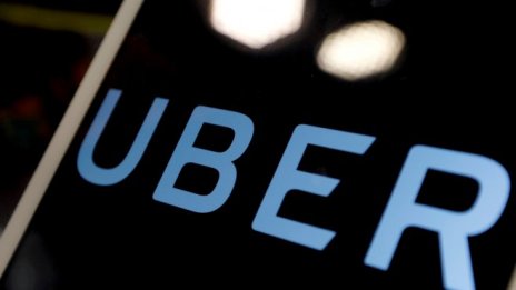 Uber освобождава още тестови шофьори на автономни автомобили
