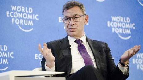 Pfizer ще продава лекарствата си на себестойност на бедните страни