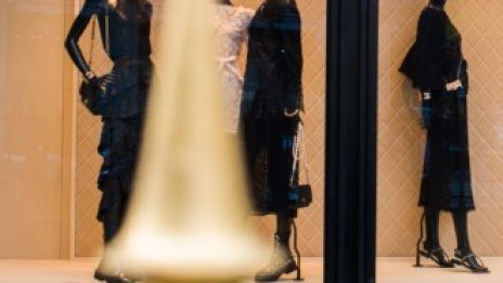 Световните марки продължават да залагат на физическите магазини