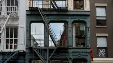 Инвеститорите в имоти купуват рекорден брой апартаменти в Ню Йорк