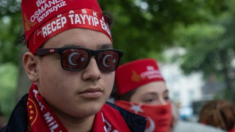 Икономическият растеж на Турция се ускорява, но перспективите остават помрачени