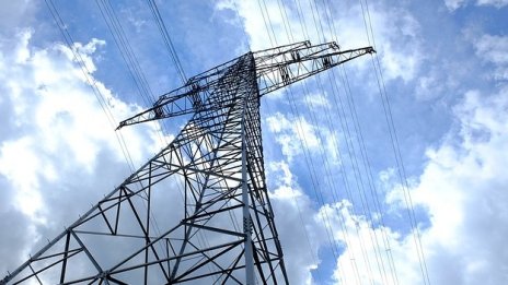 Рекордни количества се търгуват през март на енергийната борса