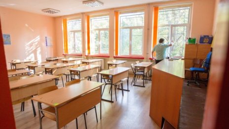 Почти половината учители в България са на възраст над 50 години