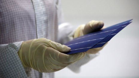 Китайските соларни гиганти растат в сянката на глобалното търговско затишие