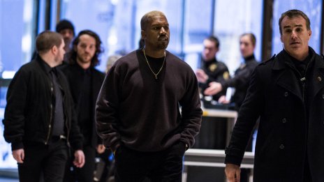 Adidas започва разследване срещу Кание Уест за неподходящо поведение