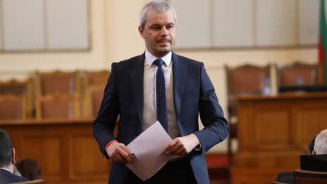 Лидерът на "Възраждане": Имаме пет условия за разговори