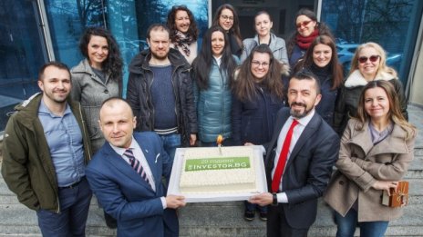 Investor.bg учредява стипендия за магистърска програма „Финанси“ във ВУЗФ