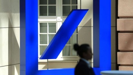 Deutsche се изправя пред проблеми в Испания заради продажба на валутни деривати