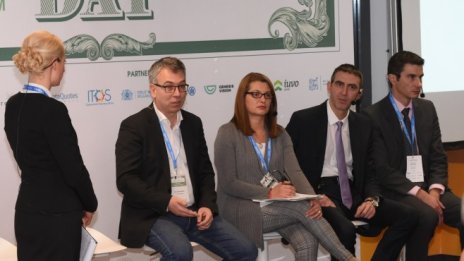 Как се справя бизнесът с усложнените финансови регулации?