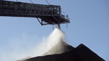 Австралийската Fortescue влага 6,2 млрд. долара, за да декарбонизира добива си на желязна руда