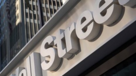 Dow Jones изтри 150 пункта и записа трети пореден дневен спад