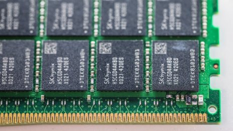 SK Hynix измести Samsung и вече е най-голямата публична компания в Южна Корея