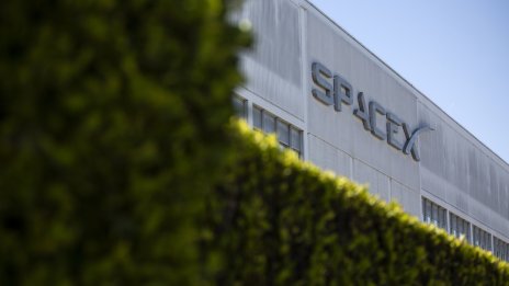 SpaceX получи съвместен договор от НАСА за 100 млн. долара