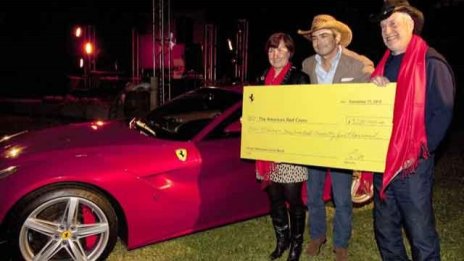 Първото Ferrari F12 Berlinetta бе продадено за 1,125 млн. долара  