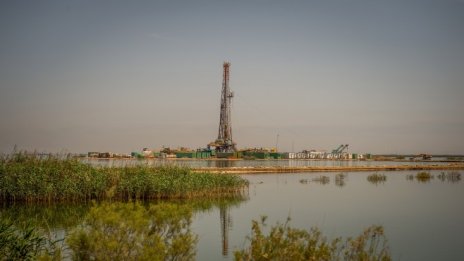 Иран и световните сили удължават преговорите си в търсене на компромис