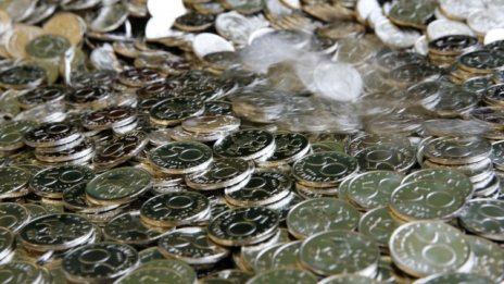 Бюджетът на НОИ – повече вода в продънено канче