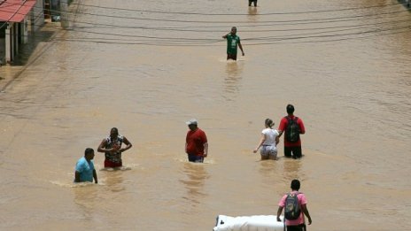 Броят на засегнатите от наводнения в света може да се утрои до 2030 г.