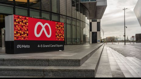 Meta получи рекордна глоба в размер на 1,3 млрд. долара 