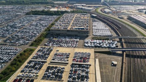 Автоиндустрията в Германия очаква значително забавяне в ръста на производството