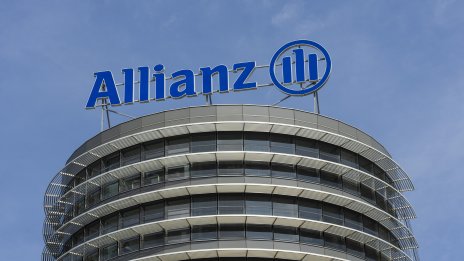 Тримесечната печалба на Allianz расте, подкрепена от потоците към Pimco