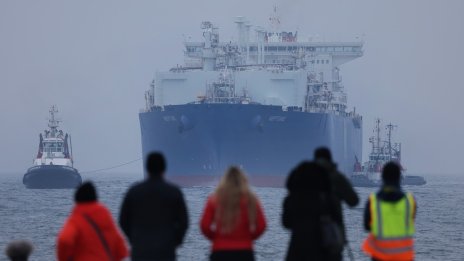 САЩ търсят начини да увеличат износа на петрол и природен газ