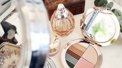 Estee Lauder прогнозира по-слаби продажби заради забавянето в Азия