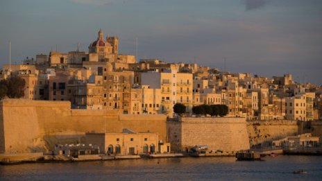 Малта се отказа да затвори границите си за неваксинирани