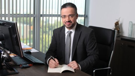 Карел Крал: ЧЕЗ ЕСКО България води преговори за мащабен соларен парк в Румъния