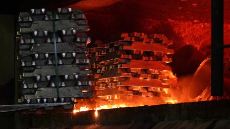 Индонезийска металодобивна компания ще доставя алуминий на Hyundai Motor