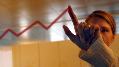 Заможните жени инвеститори са добре образовани и отдадени на кариерата