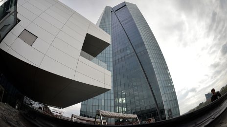 Гълъби срещу ястреби: Напрежението в ЕЦБ расте преди следващото лихвено решение