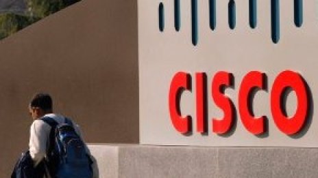 Cisco съкращава 11 500 служители
