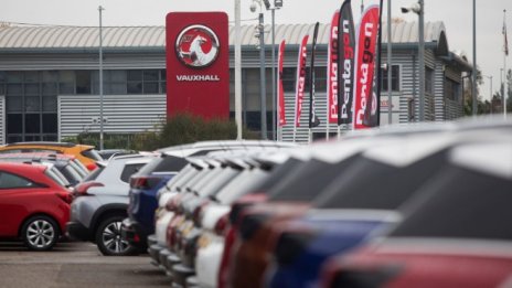 PSA: Brexit ще разтърси автомобилната индустрия дори и със сделка