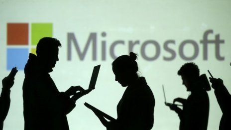 Microsoft увеличава по-бързо дела си в облачния бизнес от своите топ конкуренти