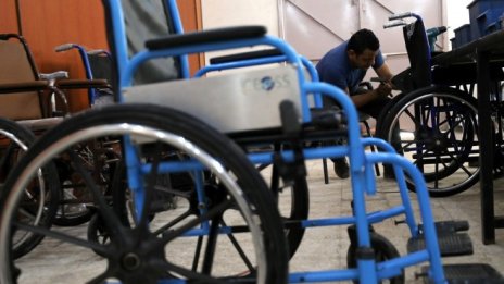 Б. Петков: Да спрем с протестите, да работим по закона за хората с увреждания