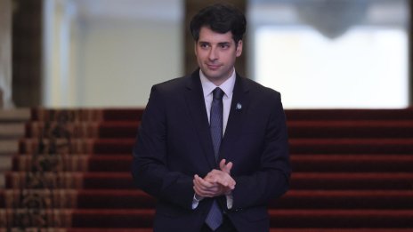 Пеканов: Трудно е да се постигне 3% дефицит, без да задушим икономиката