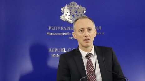 Почти 95% от учениците преминават на онлайн обучение