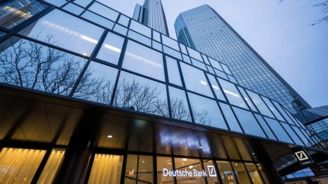 Ще успеят ли европейските инвестиционни банки да си върнат блясъка?