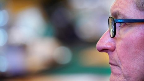 Apple се кани да произвежда умни очила?