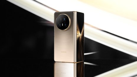 Honor се опитва да засенчи Samsung с изключително тънък сгъваем телефон