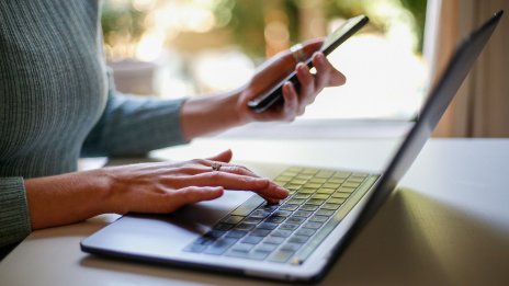 Телефонни измамници крадат милиарди долари от руснаците в подкрепа на Украйна