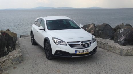 Запознайте се с Opel Insignia Country Tourer