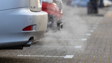 Лоби: Забраната на ЕС за продажба на коли с двигател с вътрешно горене не е осъществима