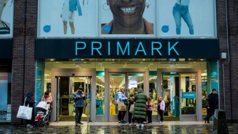 Продажбите на Primark растат, но остават под предпандемичните