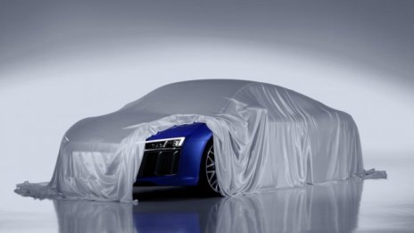 Повдигнаха покривалото на новото поколение Audi R8
