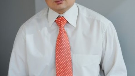 Атанас Добрев поема кормилото на Vivacom 