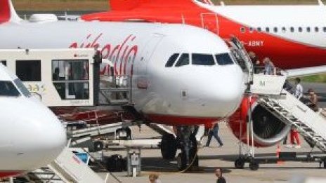 Австрийската авиокомпания Niki се подготвя за тежко приземяване